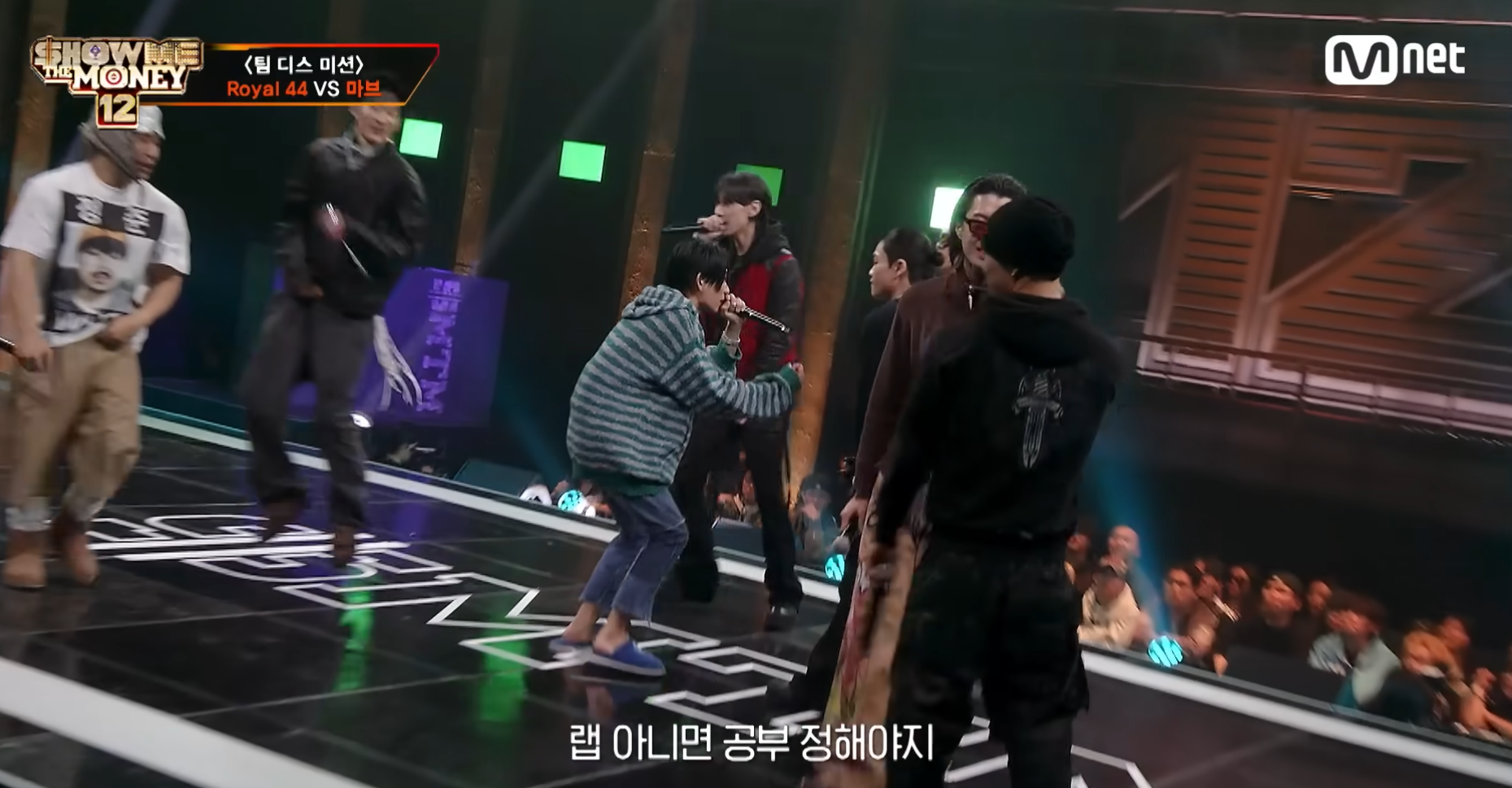 인터뷰 이미지 9